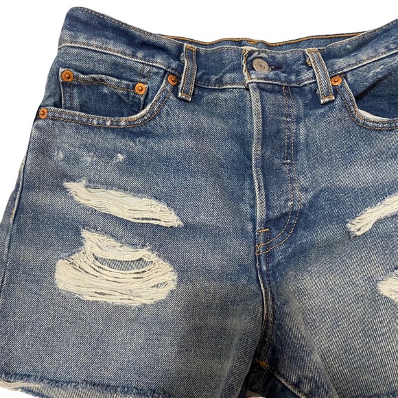 Levi’s premium wedgie shorts - Picture 4 of 12